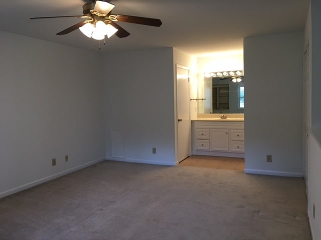2nd Floor - Master Bed View of Vanity - 10723 Hampton Mill Ter