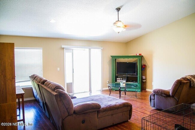 Building Photo - 11542 Wandering Pines Trail W