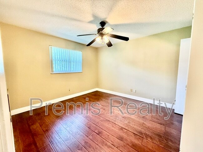 Building Photo - 1308 Amble Ln