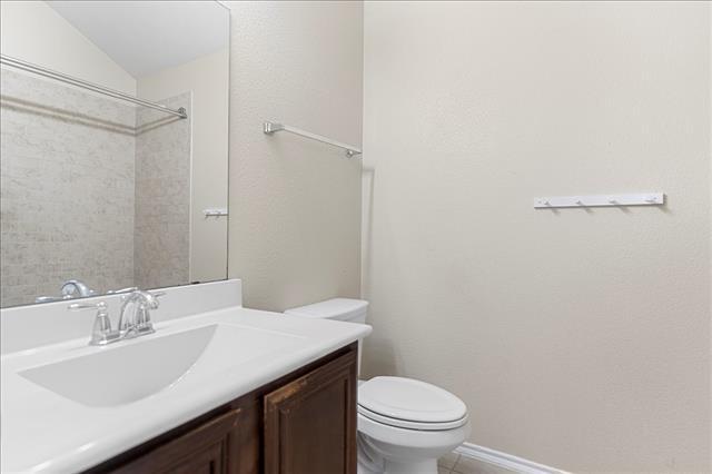 Building Photo - 2035 Karsen Ln