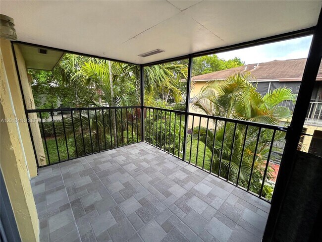 Building Photo - 15629 SW 73rd Cir Terrace