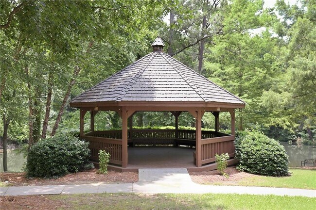 Building Photo - 1237 Ashford Creek Park NE