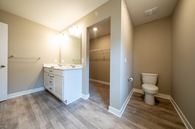 Building Photo - 16415 Jaffna Pl