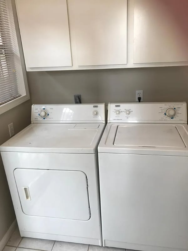 Building Photo - 4508 J C Nichols Pkwy