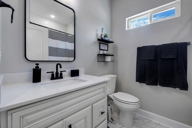 Building Photo - 11 Towles Rd