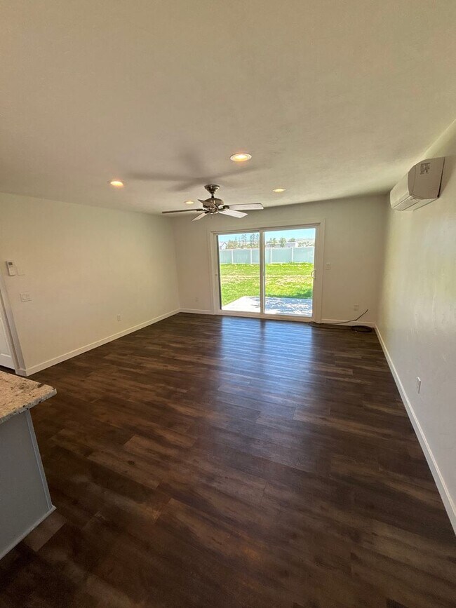 Building Photo - Charming 3 Bed, 1 Bath Home in Idaho Falls!