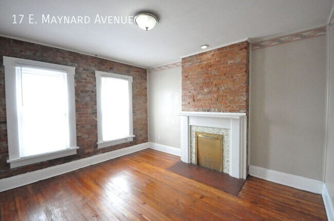 Building Photo - 17 E Maynard Ave