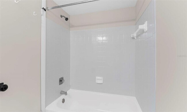 Building Photo - 14615 Daybreak Dr