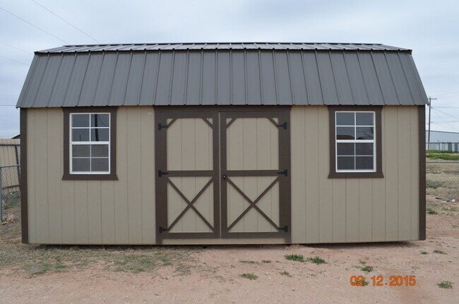 Building Photo - 805 S Weatherford St