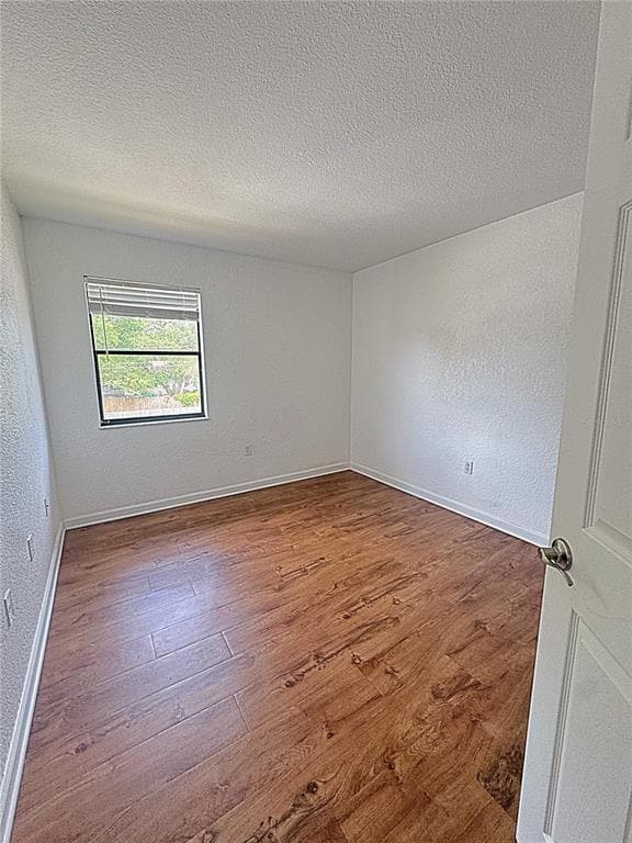 Building Photo - 12261 Sailwinds Dr