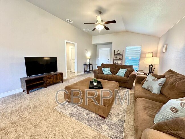 Building Photo - 3108 Urbana Ave