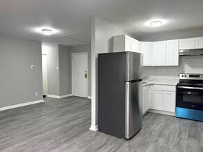 Building Photo - 6724 Marshall Rd