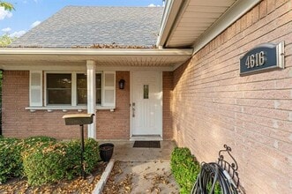 Building Photo - 4616 Bonnell Ave