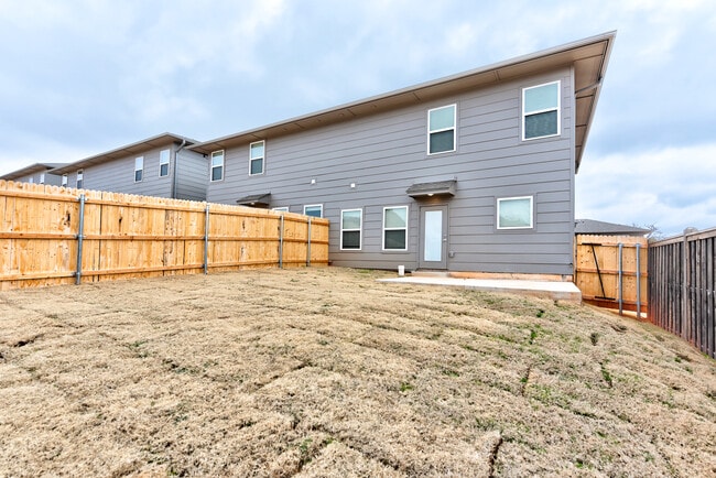 Building Photo - 13503 Bluejacket Dr