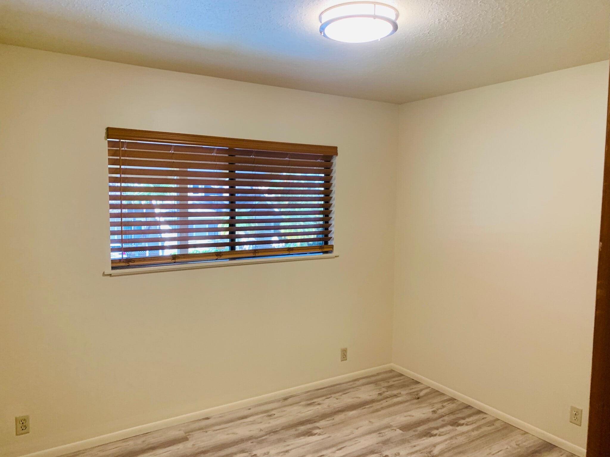 Building Photo - 2751 Palalani St