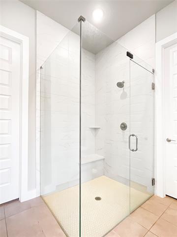 Building Photo - 5910 Enclave Dr