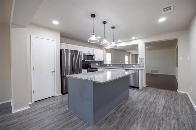 Building Photo - 8805 Quarry Ridge Trail