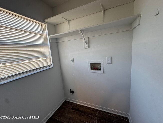 Building Photo - 2917 Regency Dr