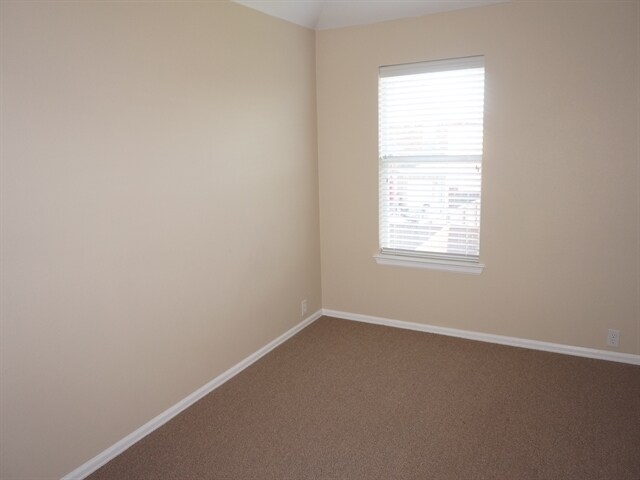 Building Photo - 2844 S Serrano
