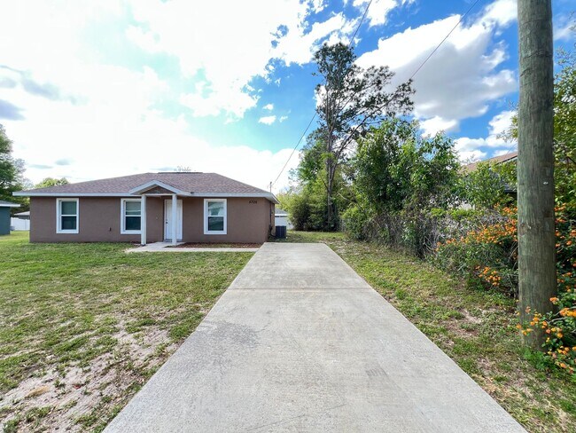 Building Photo - Beautiful 3 BD/2BA Home in Beautiful Ocala!!!