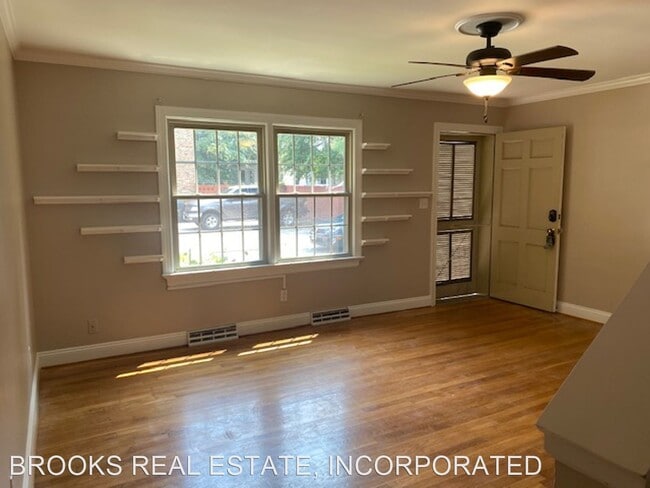 Primary Photo - 2 br, 1.5 bath House - 421 Scotland Street #7