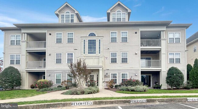 Building Photo - 9060 Gracious End Ct