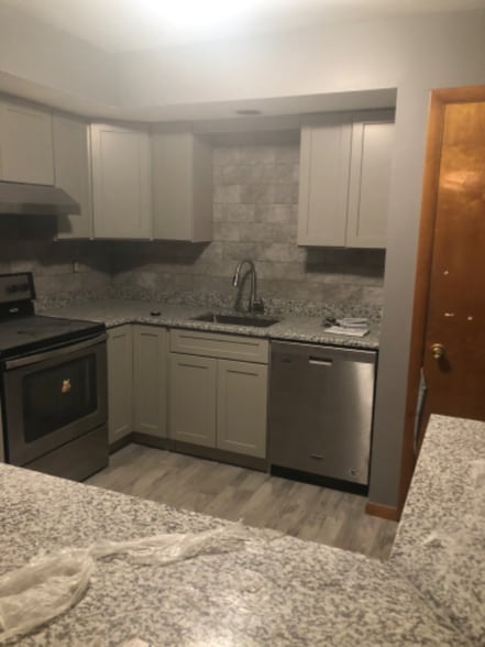 Building Photo - 3 Chrisken Dr