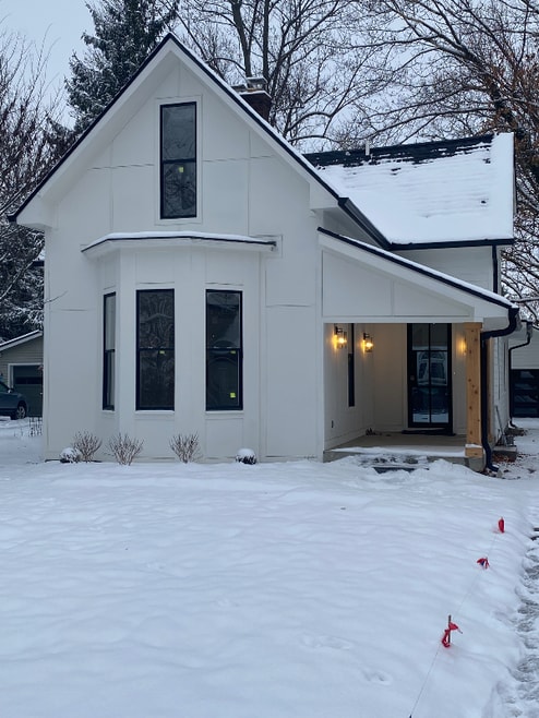 Building Photo - 421 S Union St