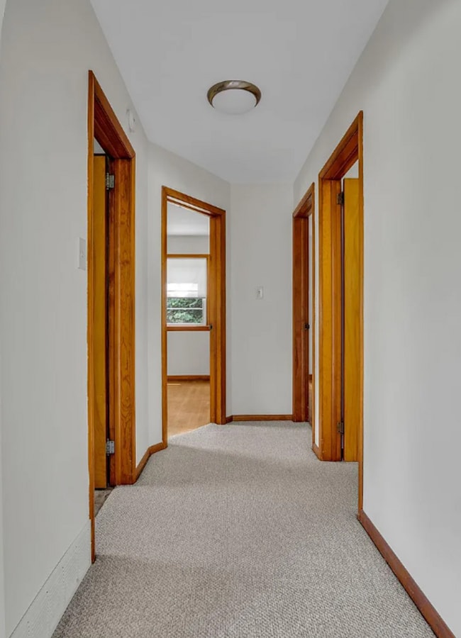 Building Photo - Updated 3-bedroom, 1-bath ranch home locat...