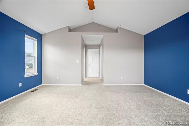 Building Photo - 421 W English Sparrow Dr