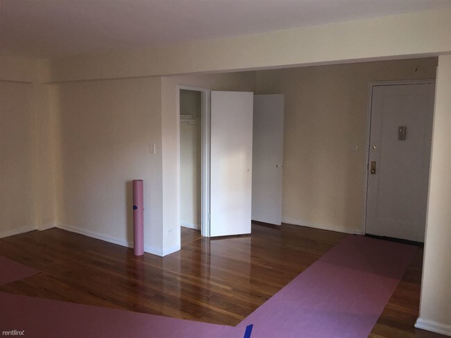 Building Photo - 2 br, 1 bath House - 14152 85th Rd 5D