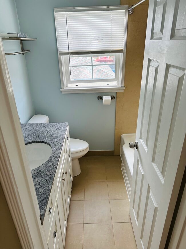 Bathroom - 7361 W Manchester Ave