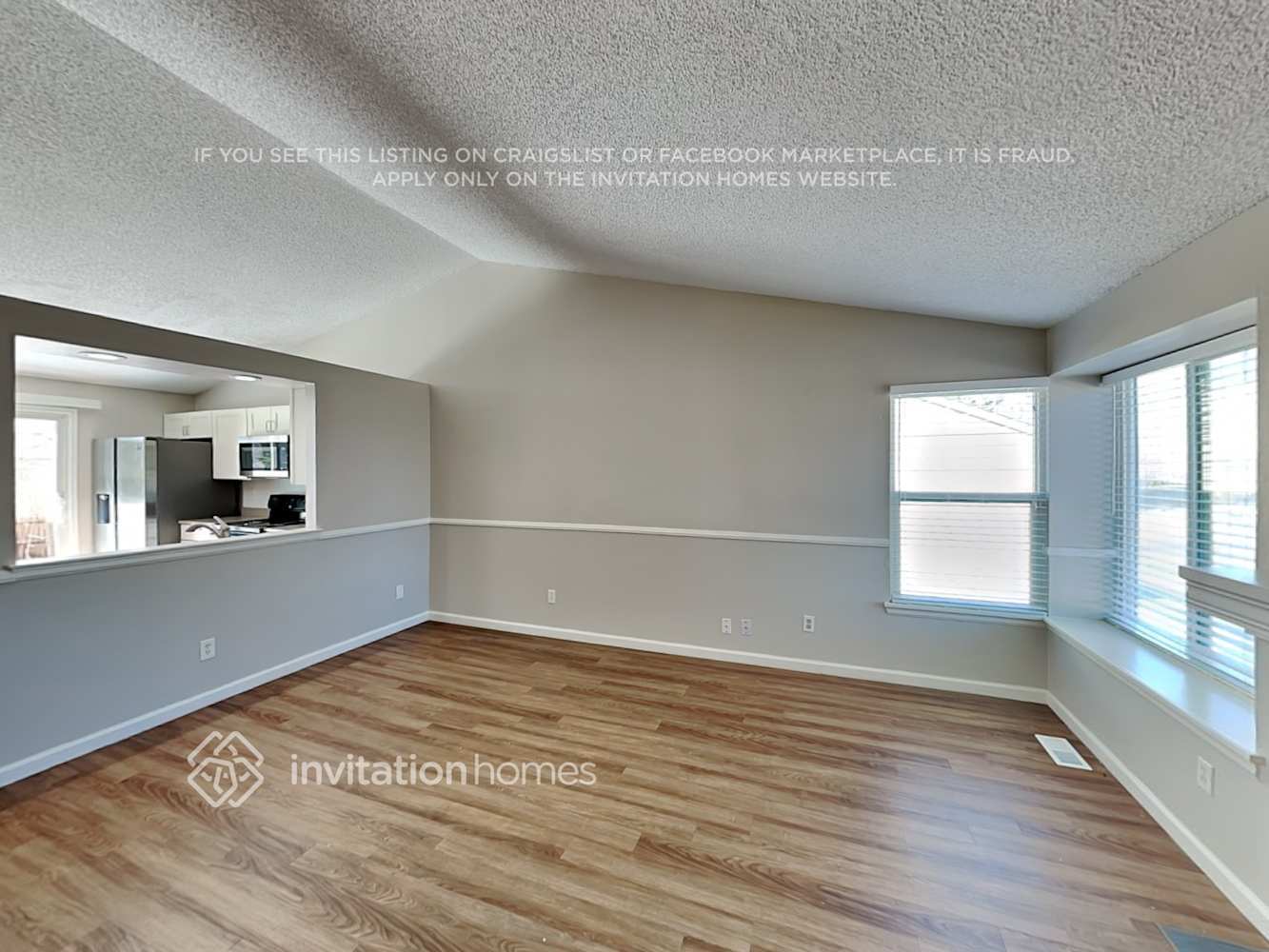 Building Photo - 4861 S Dunkirk Way