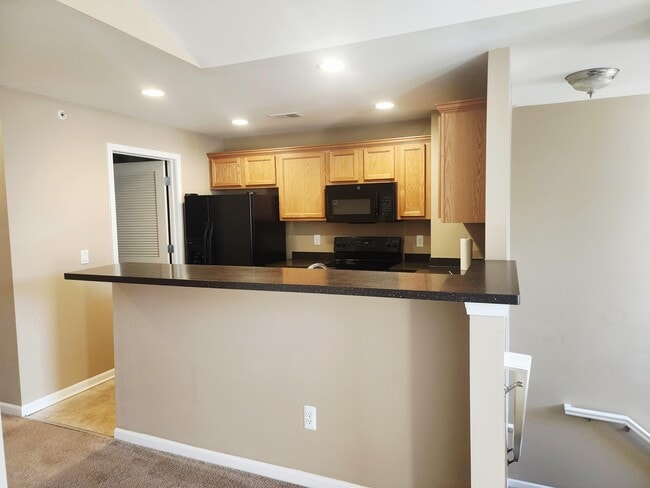 Building Photo - 55439 Ambassador Ct