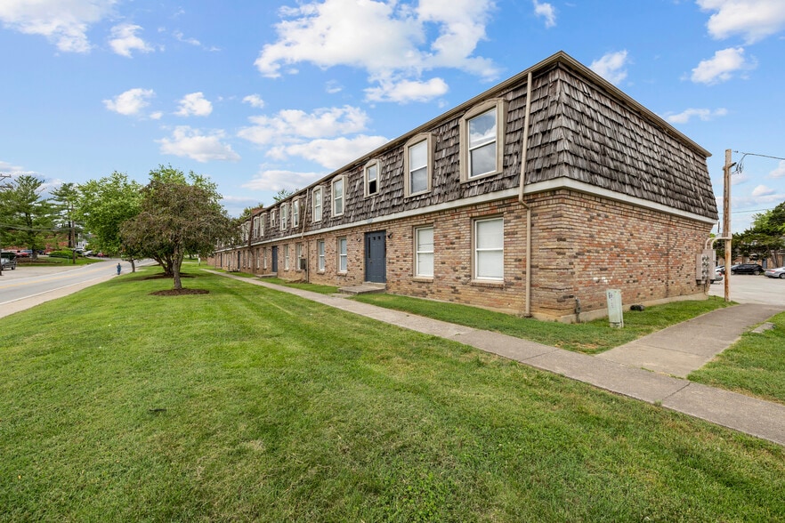 Primary Photo - Turtle Creek Apartments