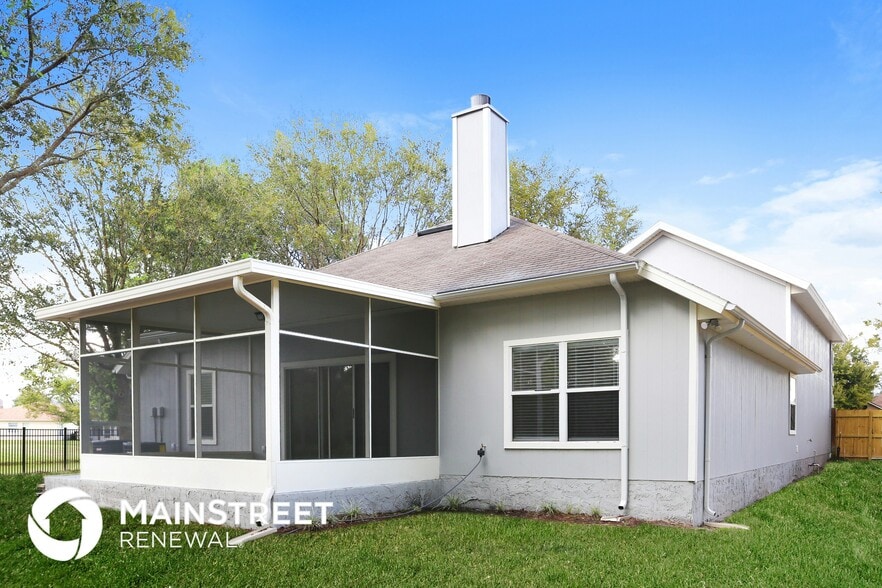 Building Photo - 12436 Richfield Blvd