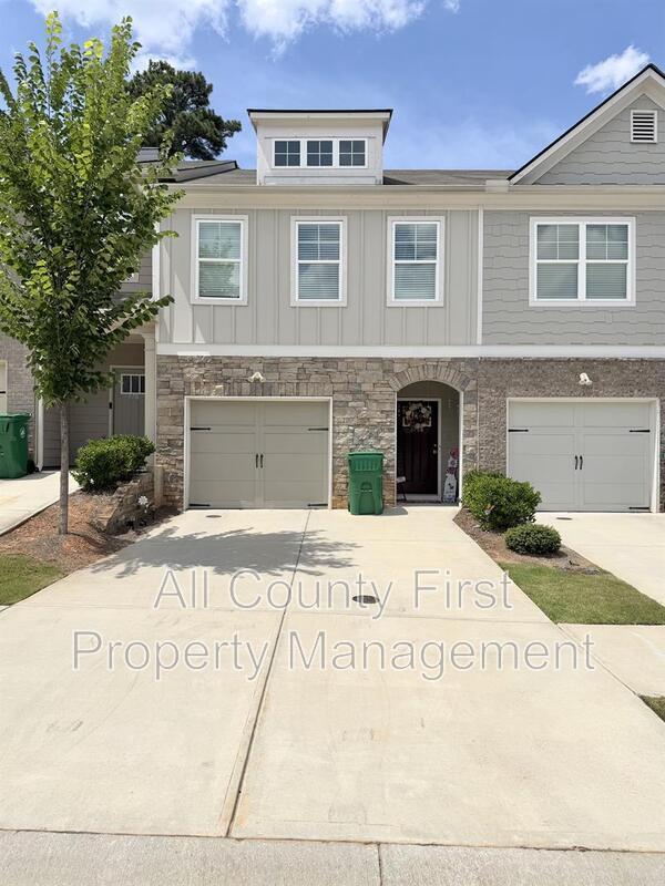 Building Photo - 5788 Calle Vis Dr