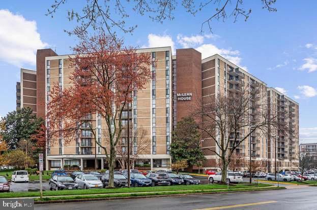 Building Photo - 6800 Fleetwood Rd