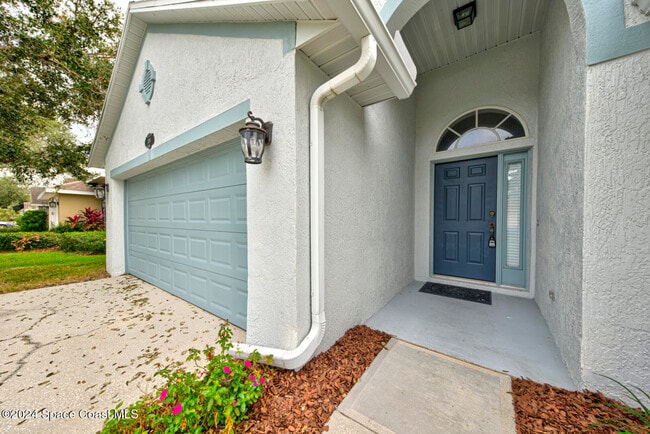 Building Photo - 1085 Sedgewood Cir
