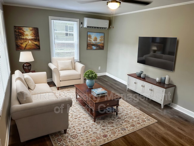 Building Photo - 108 Mendota Ave