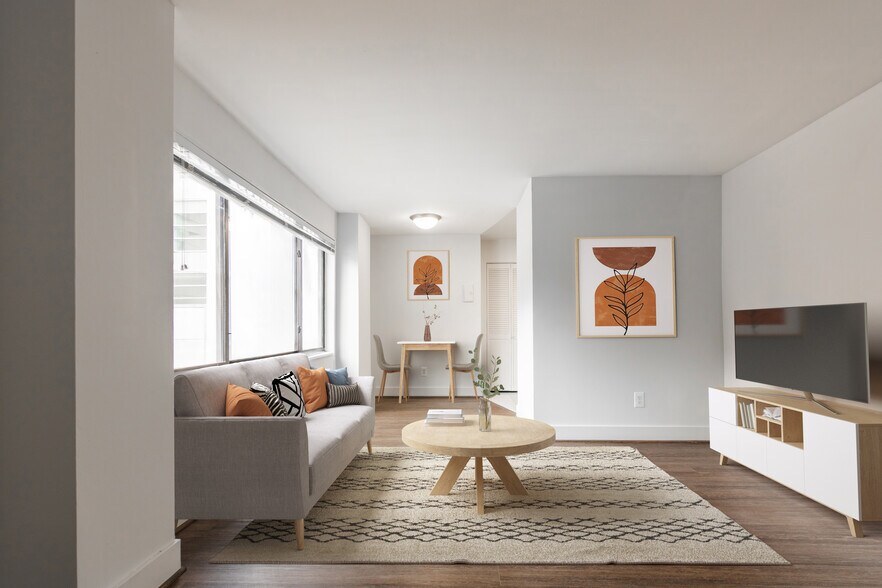 Primary Photo - 2620 16th Street Apartments