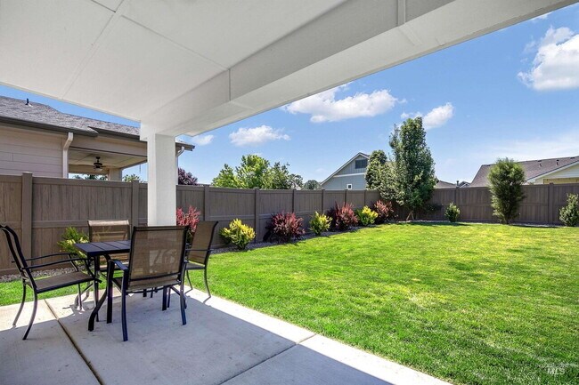 Building Photo - Beautiful South Meridian Home