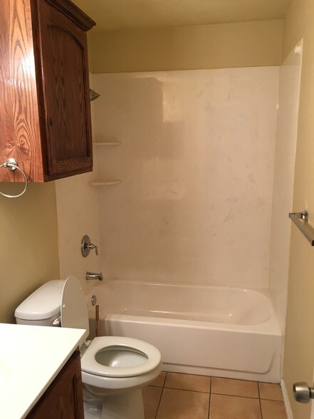 Building Photo - 1406 Tampa St