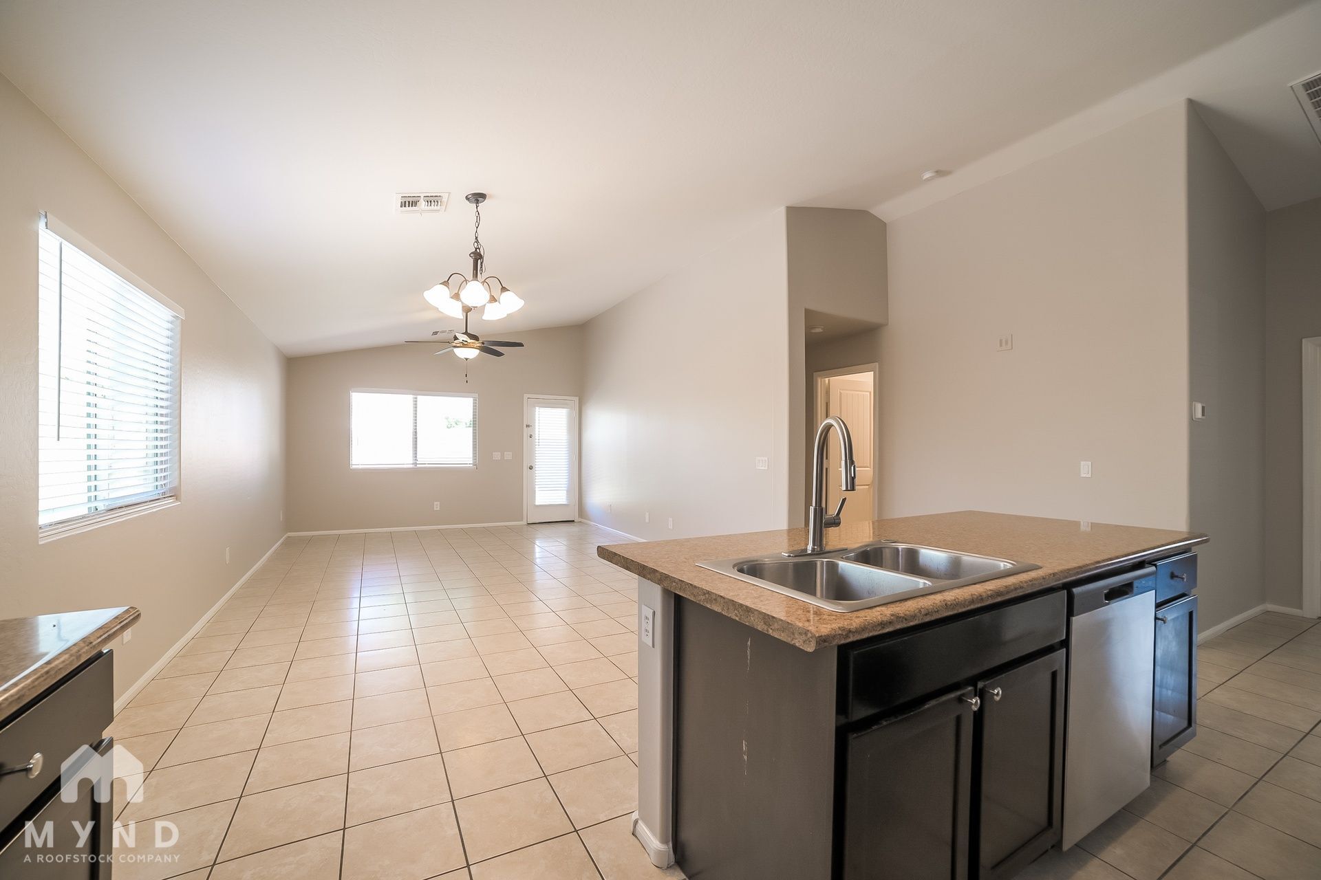 Building Photo - 3023 S 87th Dr