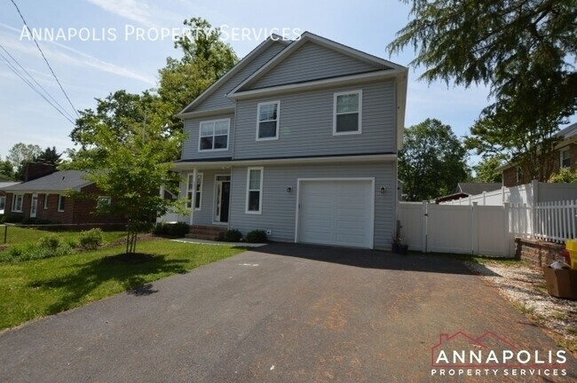 Building Photo - 503 Highland Dr