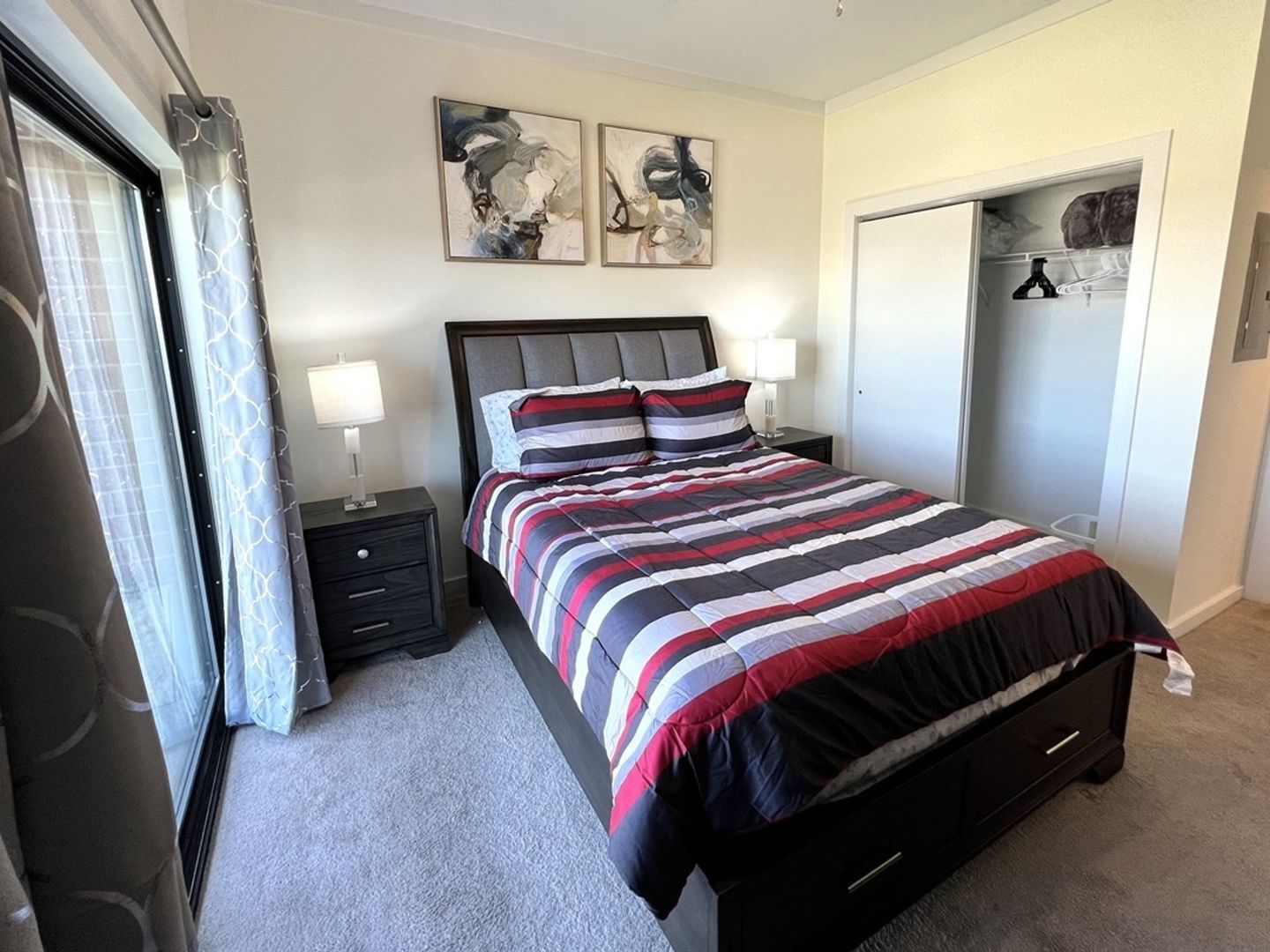 Building Photo - 715 N Church St