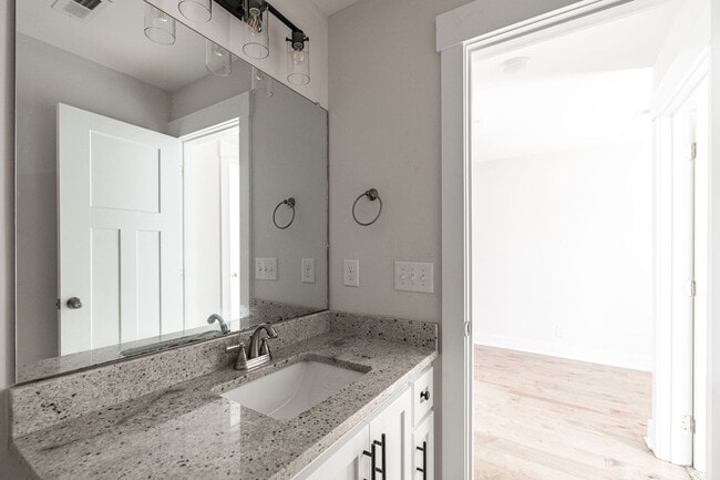 Building Photo - 905 Frog Gip Pond Ct