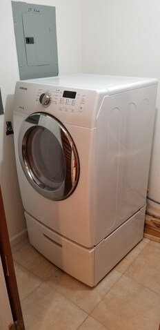 Washer - 519 E Market St