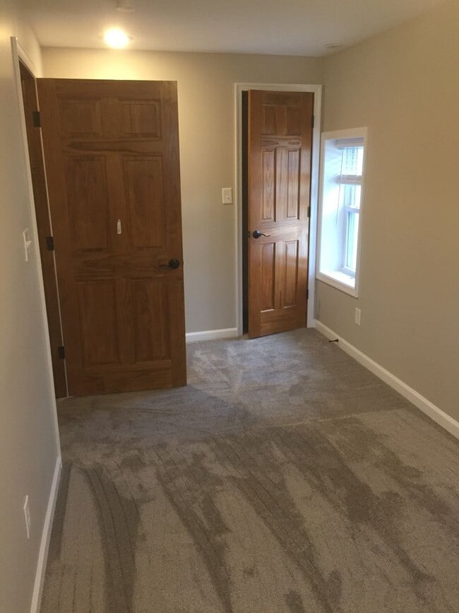 Building Photo - Beautiful 2 bedroom Home in Emmaus