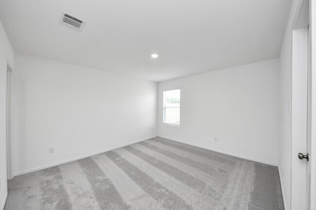 Building Photo - 25415 Birch St